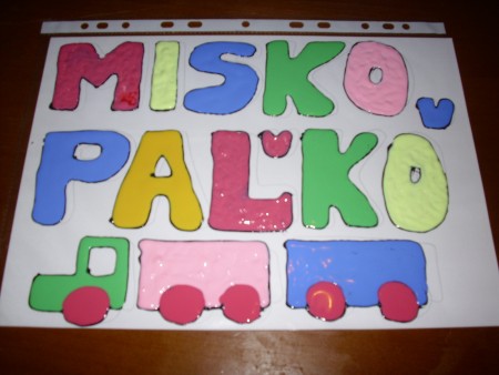 Farby schnú minimálne 12 hodín